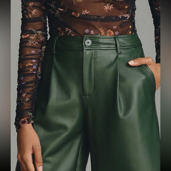 ANTHROPOLOGIE SOFTH FAUX LEATHER WIDE LEG CROPPED PANTS SIZE 8 GREEN NWT - Picture 4 of 6